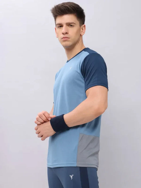 Men Colorblock Slim Fit Crew Neck T-shirt with TECHNO COOL+