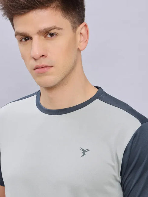 Men Colorblock Slim Fit Crew Neck T-shirt with TECHNO COOL+