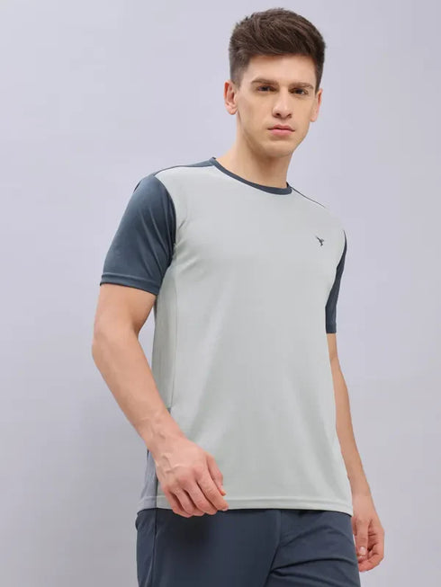 Men Colorblock Slim Fit Crew Neck T-shirt with TECHNO COOL+