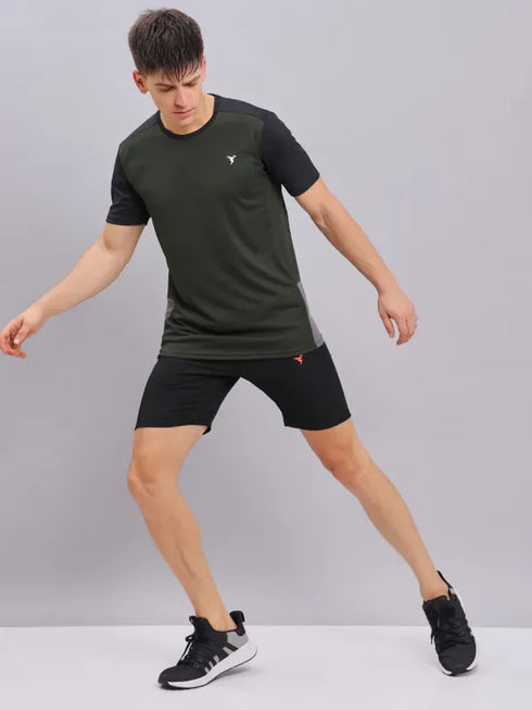 Men Colorblock Slim Fit Crew Neck T-shirt with TECHNO COOL+