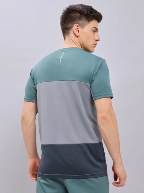 Men Colorblock Slim Fit Crew Neck T-shirt with TECHNO COOL+