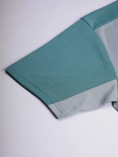 Men Colorblock Slim Fit Crew Neck T-shirt with TECHNO COOL+
