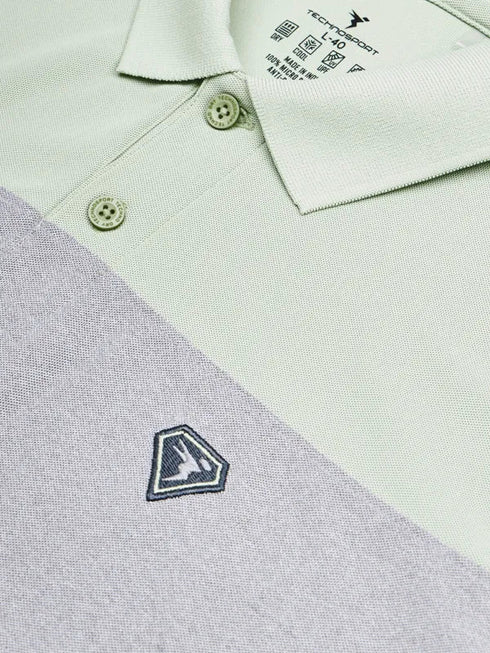Men Colorblock Slim Fit Polo T-shirt with MATPIQ