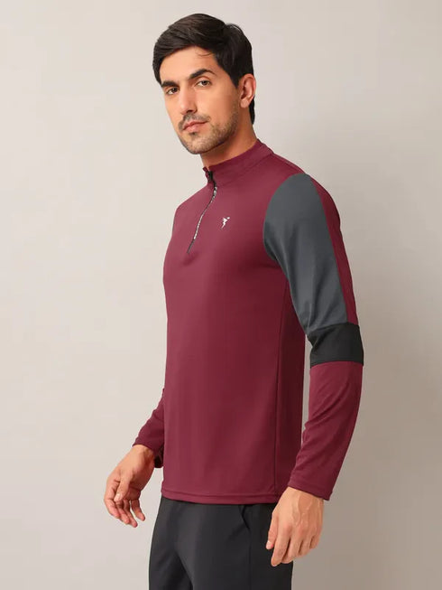 Men Colorblock Slim Fit Mock Neck T-shirt with TECHNO COOL+