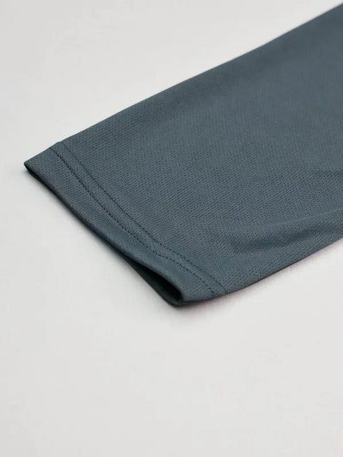 Men Colorblock Slim Fit Mock Neck T-shirt with TECHNO COOL+