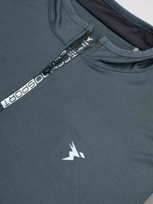 Men Colorblock Slim Fit Mock Neck T-shirt with TECHNO COOL+