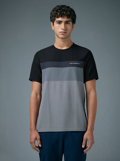 Men Colorblock Slim Fit Crew Neck T-shirt with MATPIQ