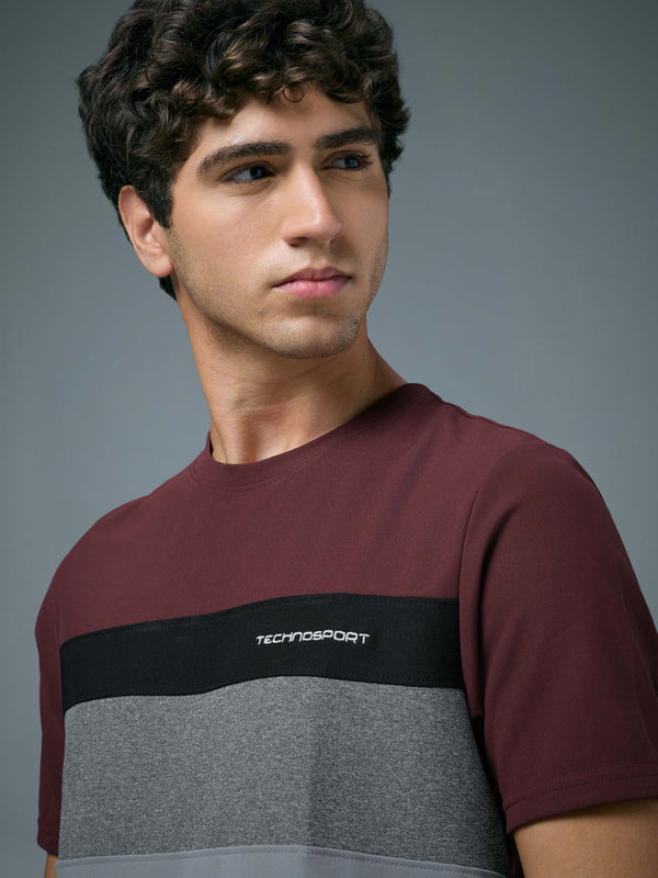 Men Colorblock Slim Fit Crew Neck T-shirt with MATPIQ
