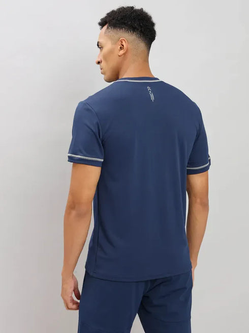 Men Solid Slim Fit V Neck T-shirt with TECHNO COOL+