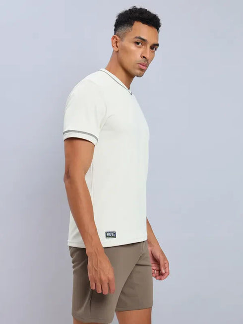 Men Solid Slim Fit V Neck T-shirt with TECHNO COOL+