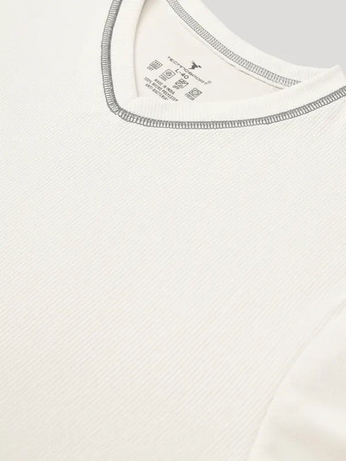 Men Solid Slim Fit V Neck T-shirt with TECHNO COOL+
