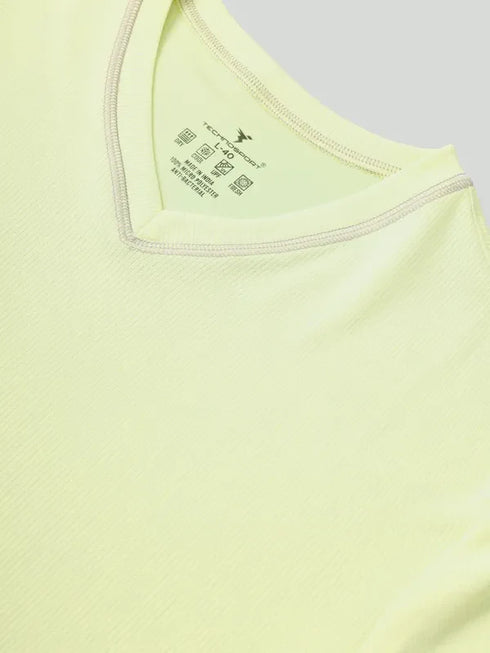 Men Solid Slim Fit V Neck T-shirt with TECHNO COOL+