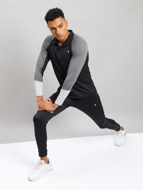 Men Colorblock Slim Fit Polo T-shirt with TECHNO COOL+
