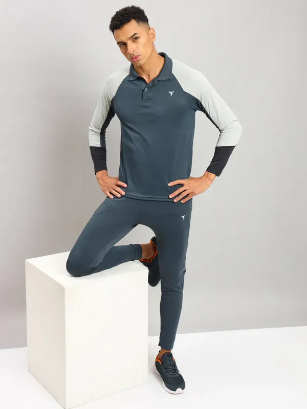 Men Colorblock Slim Fit Polo T-shirt with TECHNO COOL+