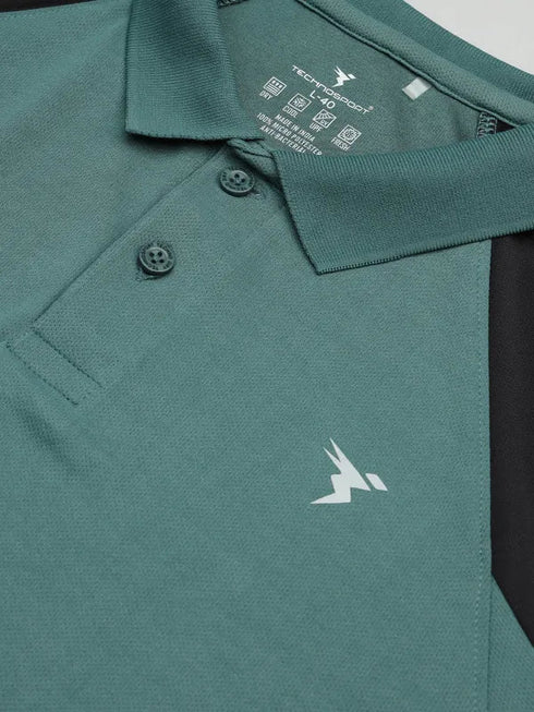 Men Colorblock Slim Fit Polo T-shirt with TECHNO COOL+