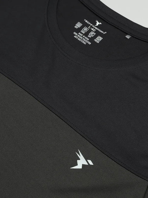 Men Colorblock Slim Fit Crew Neck T-shirt with TECHNO COOL+