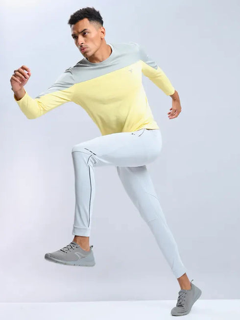 Men Colorblock Slim Fit Crew Neck T-shirt with TECHNO COOL+
