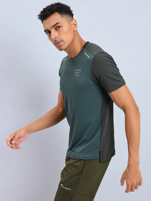 Men Solid Slim Fit Crew Neck T-shirt with ELASTO PLUS