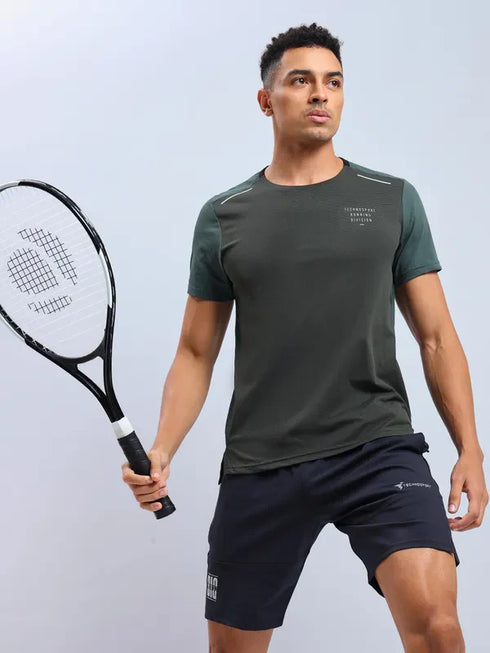 Men Solid Slim Fit Crew Neck T-shirt with ELASTO PLUS