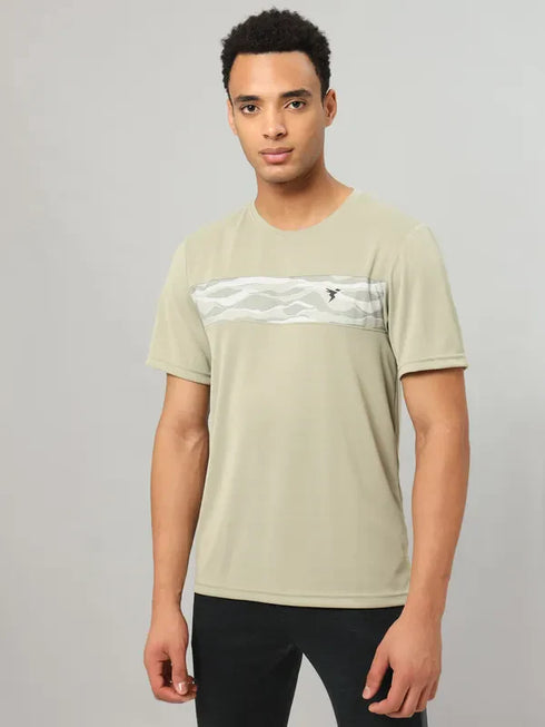 Men Printed Slim Fit Crew Neck T-shirt with TECHNO COOL+
