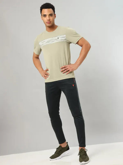 Men Printed Slim Fit Crew Neck T-shirt with TECHNO COOL+