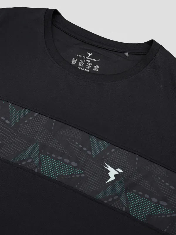Men Printed Slim Fit Crew Neck T-shirt with TECHNO COOL+