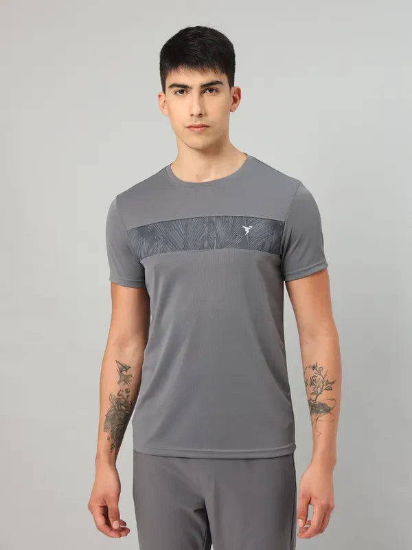 Men Printed Slim Fit Crew Neck T-shirt with TECHNO COOL+