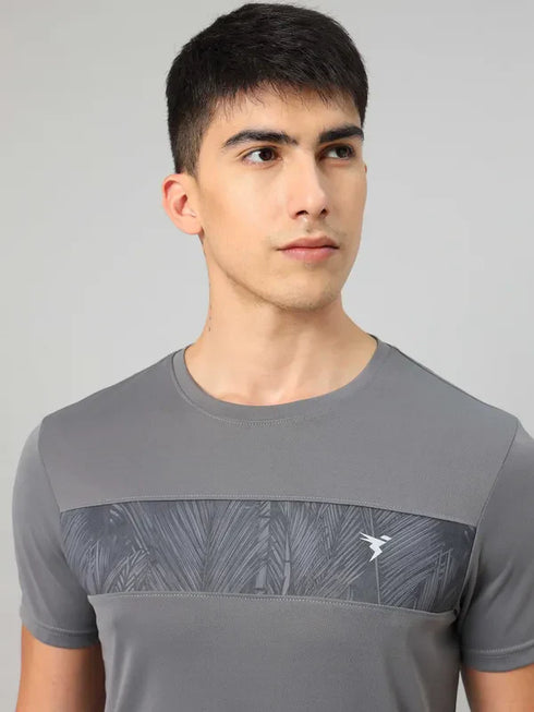 Men Printed Slim Fit Crew Neck T-shirt with TECHNO COOL+