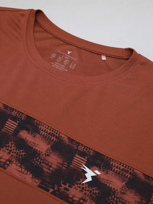 Men Printed Slim Fit Crew Neck T-shirt with TECHNO COOL+