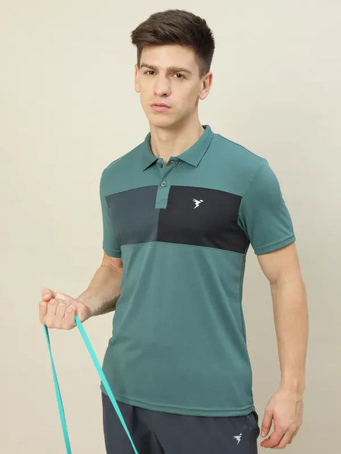 Men Colorblock Slim Fit Polo T-shirt with TECHNO COOL+