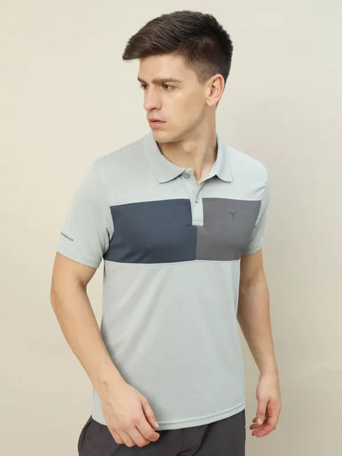 Men Colorblock Slim Fit Polo T-shirt with TECHNO COOL+