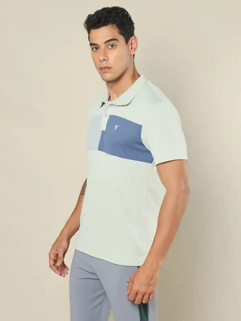 Men Colorblock Slim Fit Polo T-shirt with TECHNO COOL+