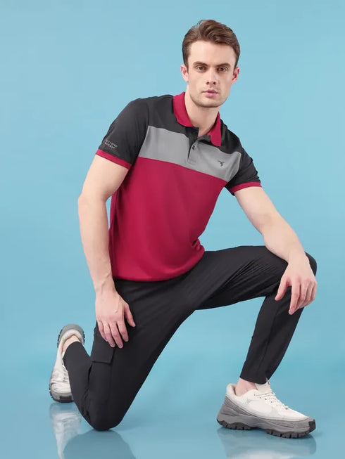 Men Colorblock Slim Fit Polo T-shirt with TECHNO COOL+
