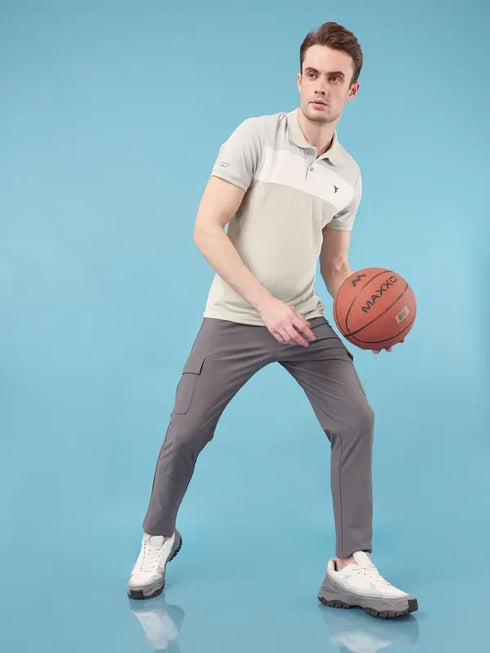 Men Colorblock Slim Fit Polo T-shirt with TECHNO COOL+