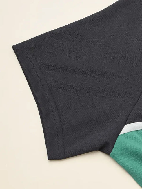 Men Colorblock Slim Fit Polo T-shirt with TECHNO COOL+