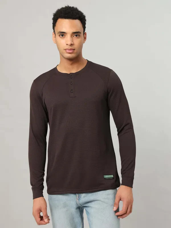 Men Self Design Slim Fit Henley Neck T-shirt with MATPIQ