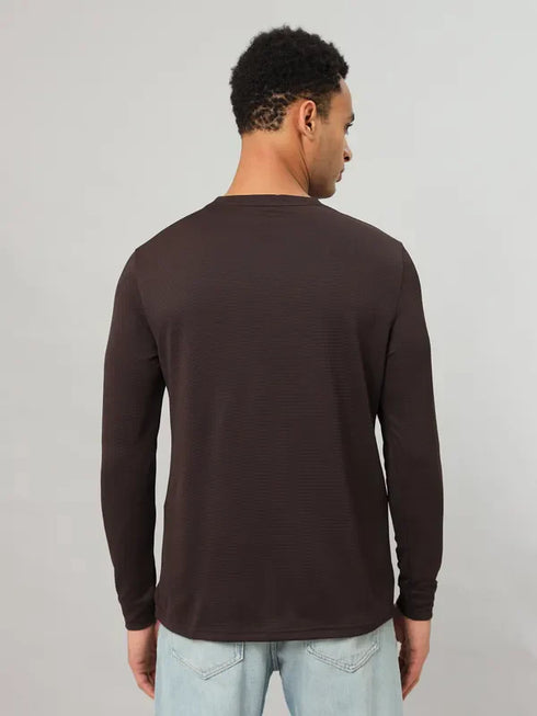Men Self Design Slim Fit Henley Neck T-shirt with MATPIQ