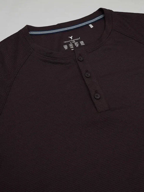 Men Self Design Slim Fit Henley Neck T-shirt with MATPIQ