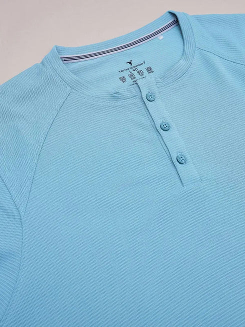 Men Self Design Slim Fit Henley Neck T-shirt with MATPIQ