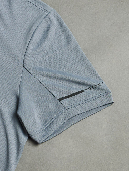 Men Solid Slim Fit Polo T-shirt with TECHNO COOL+