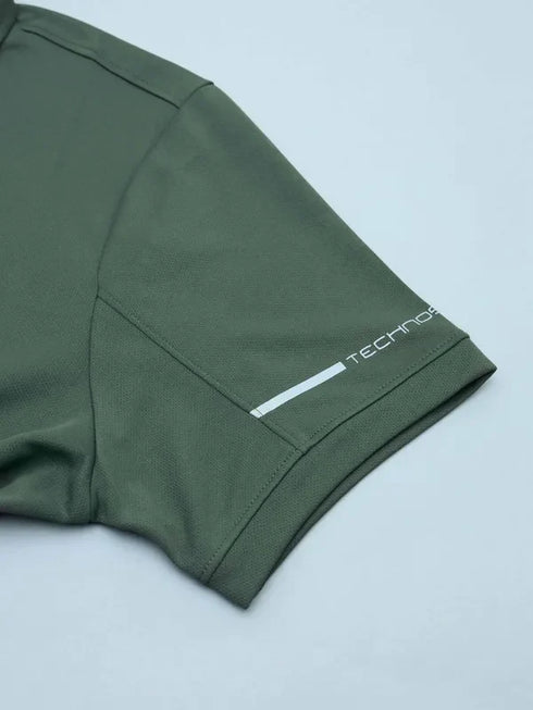 Men Solid Slim Fit Polo T-shirt with TECHNO COOL+