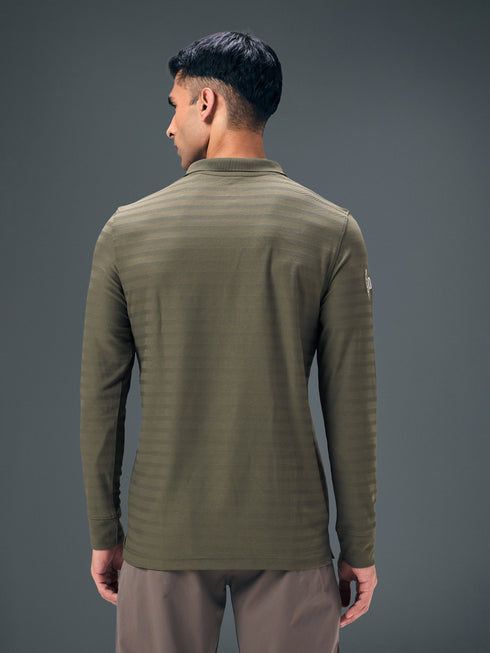Men Solid Slim Fit Polo Sports T-shirt with MATPIQ