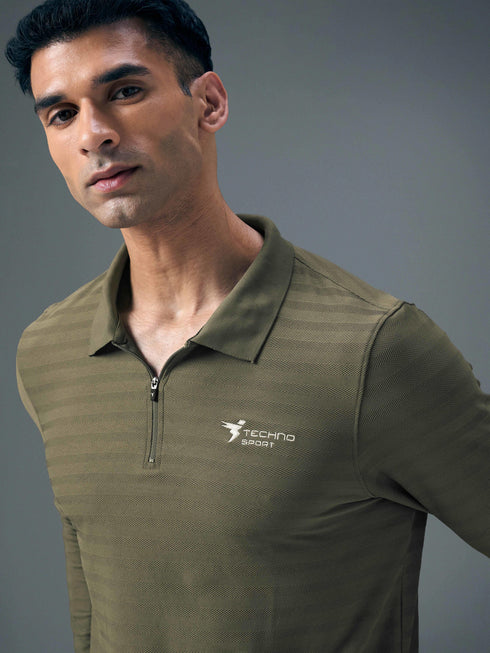 Men Solid Slim Fit Polo Sports T-shirt with MATPIQ