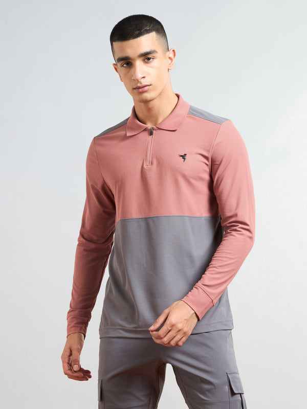 Men Colorblock Slim Fit Polo T-shirt with MATPIQ