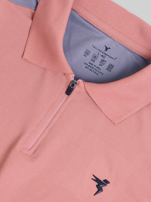 Men Colorblock Slim Fit Polo T-shirt with MATPIQ