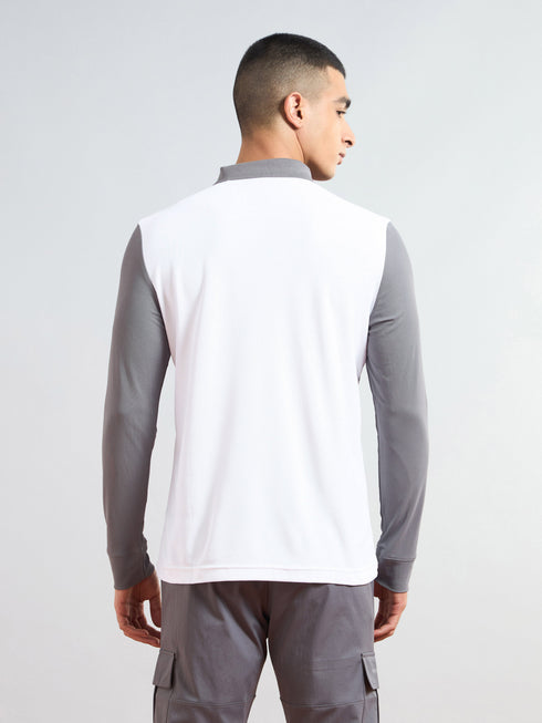 Men Colorblock Slim Fit Polo T-shirt with MATPIQ