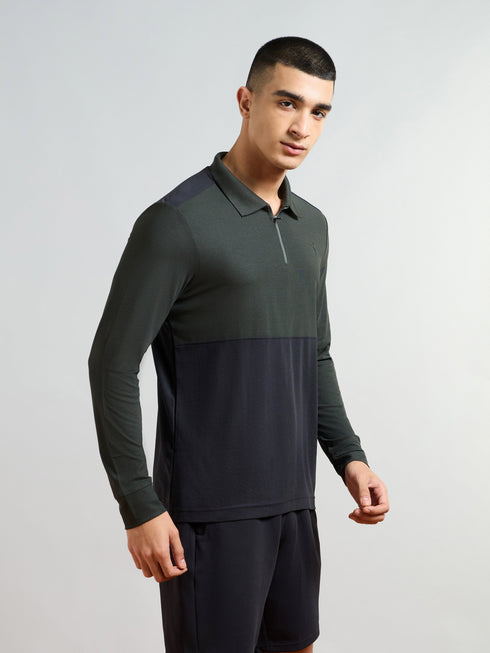 Men Colorblock Slim Fit Polo T-shirt with MATPIQ