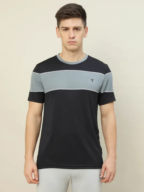 Men Colorblock Slim Fit Crew Neck T-shirt with TECHNO COOL+