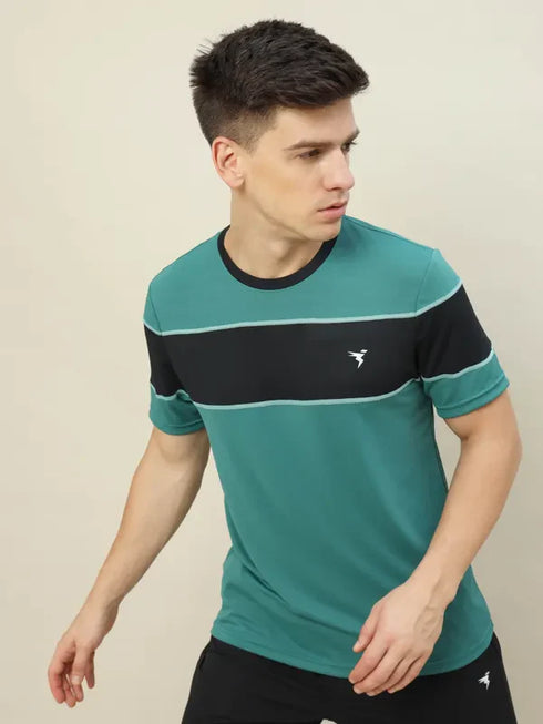 Men Colorblock Slim Fit Crew Neck T-shirt with TECHNO COOL+