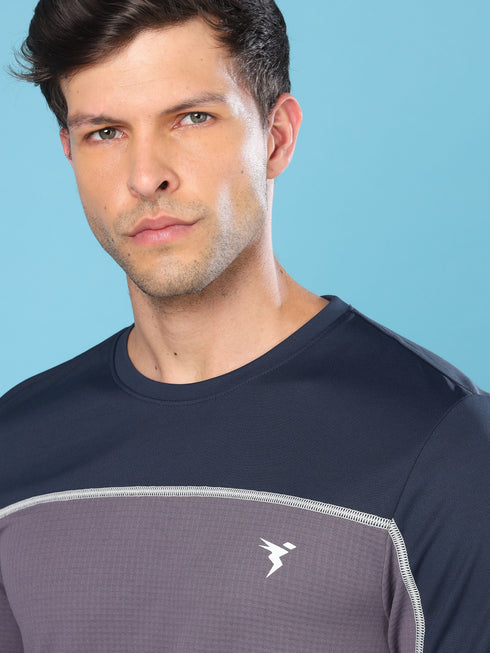 Men Colorblock Slim Fit Crew Neck T-shirt with TECHNO COOL+